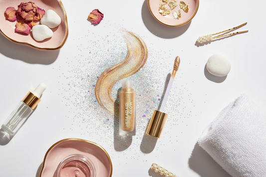 Get Glowing: The Eyeshadow Look Everyone's Obsessing Over