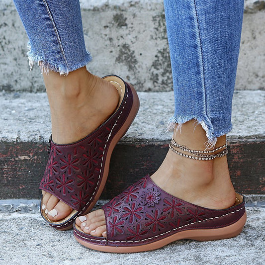 Retro Slippers Women Hollow Floral Shoes Outdoor Summer Sandals