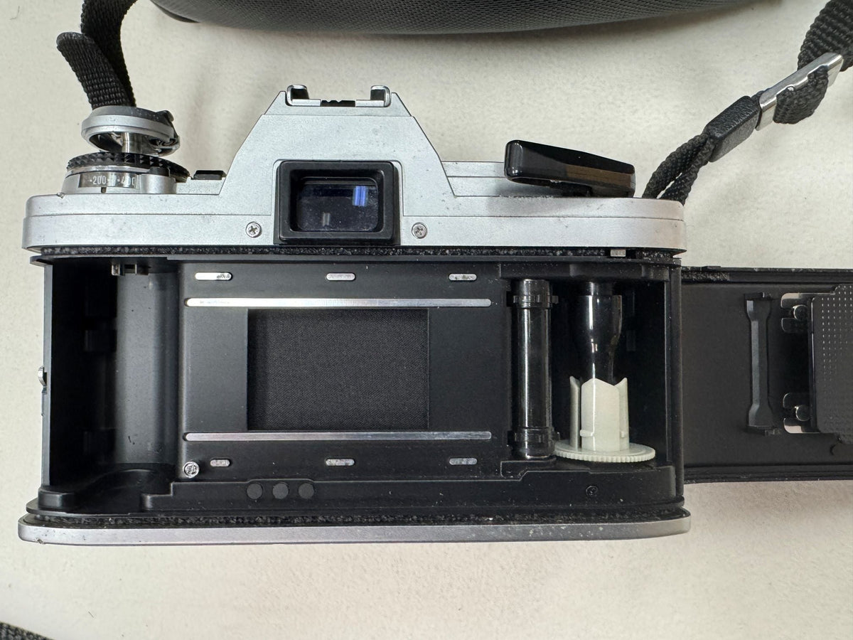 Minolta X-370 Film Camera + Lenses, Polarizer, Carry Case