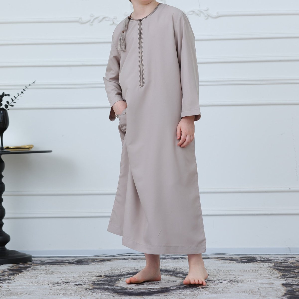 Boys Embroidered Thobe with Tassel Detail(MKB016)