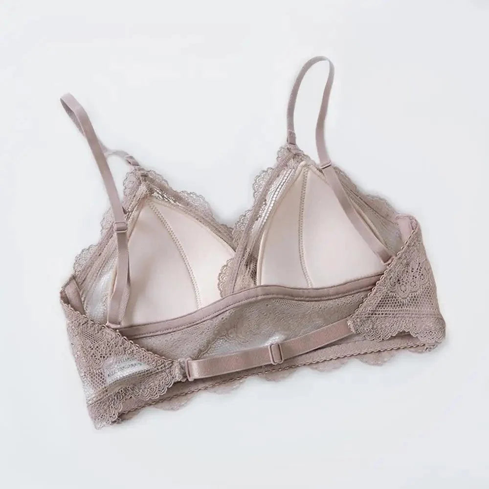 New Splendid French Style Lingerie Soft Bralette Deep V Lace Wireless Triangular Padded Cups Backless Bra